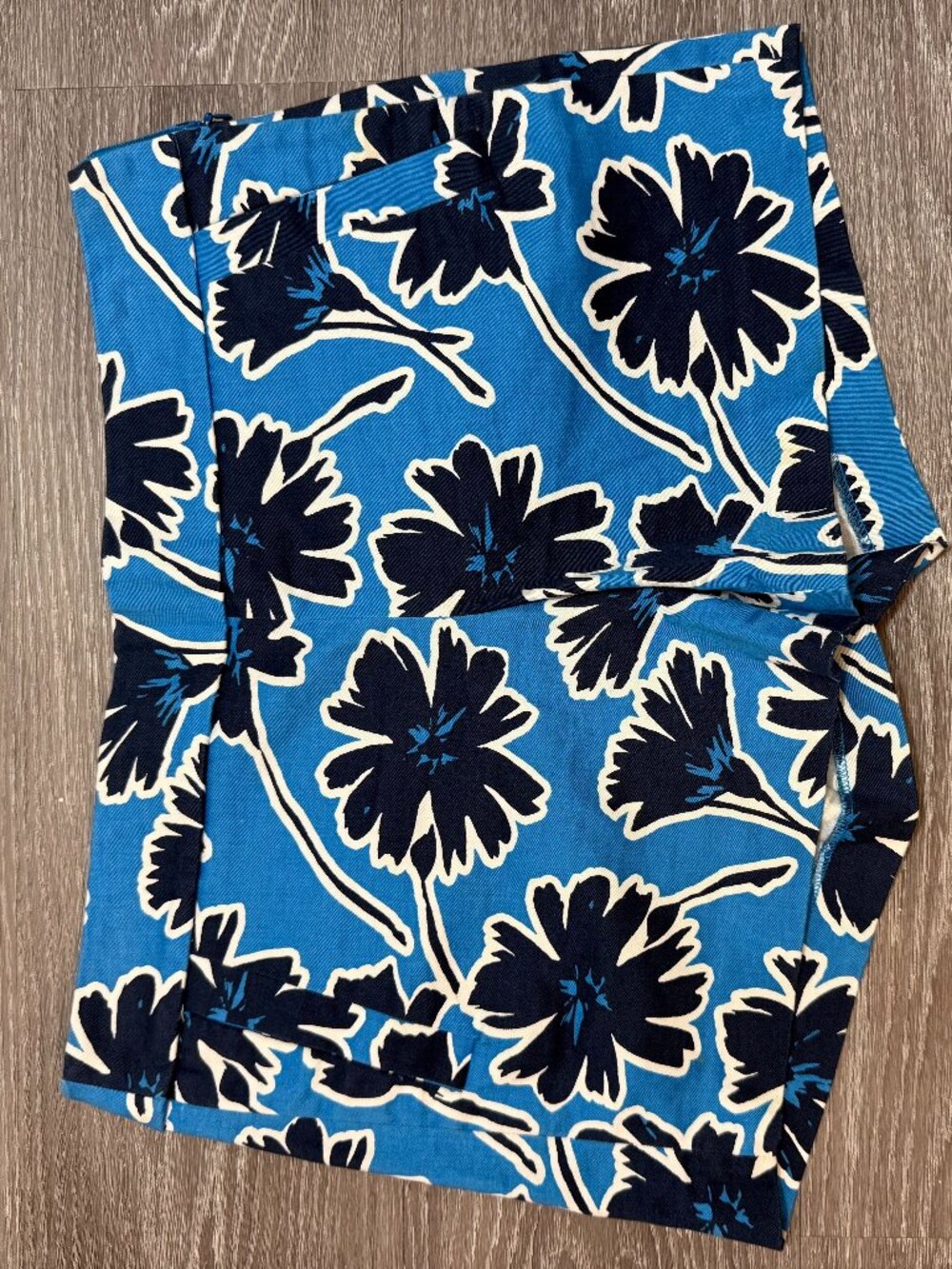 J. Crew Stretch Floral Print Shorts - Blue Size 8